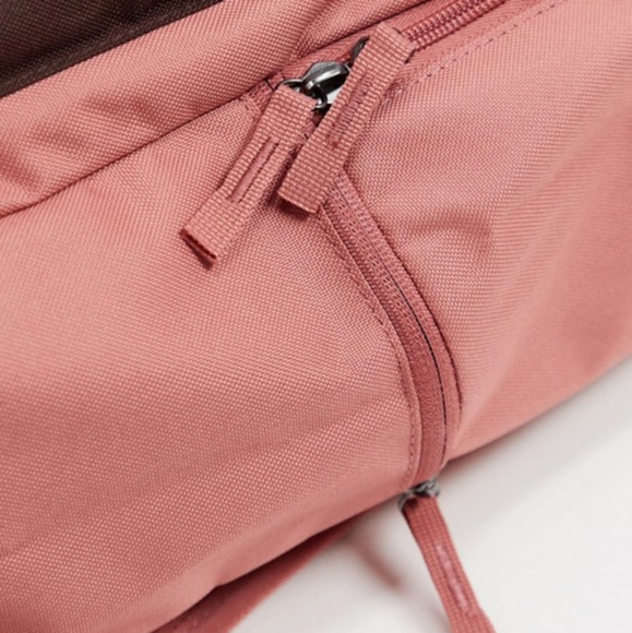 2 FOR 85 Nike Backpack 15in Laptop Compartment - Picture 9 of 12